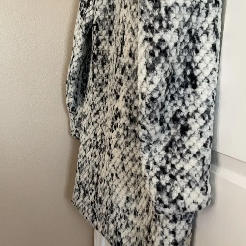 Steve Madden Black/White Coat size M - Picture 8 of 9